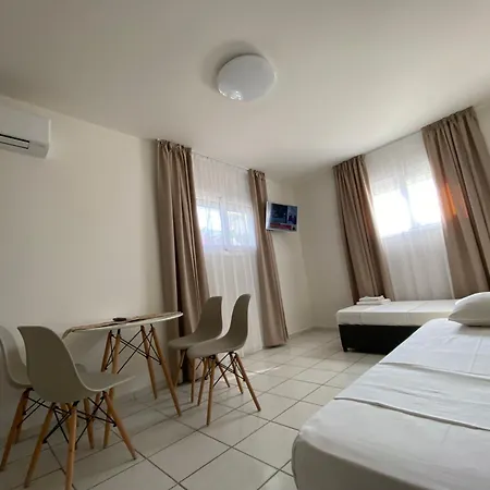 Sunny Apart Otel Potos
