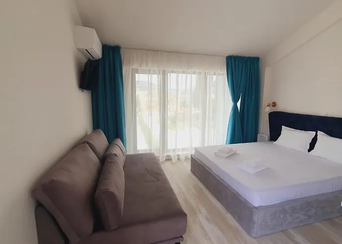 Sunny Lägenhetshotell 4*