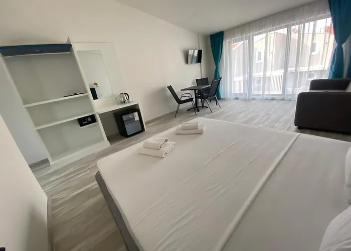 Lägenhetshotell Sunny 4*